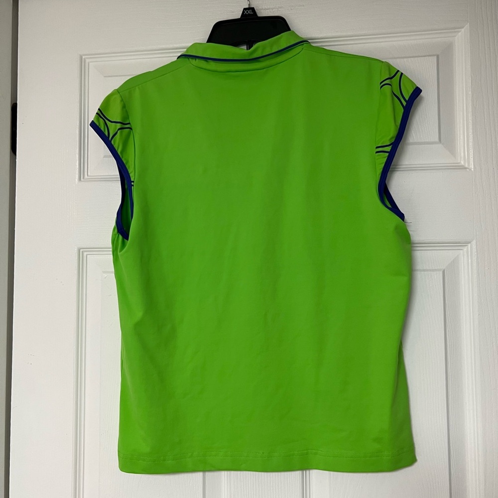 Lily's Bright Green Short Sleeve Top - Picture 6 of 7